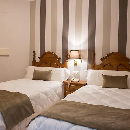 מלון Los Cazadores *